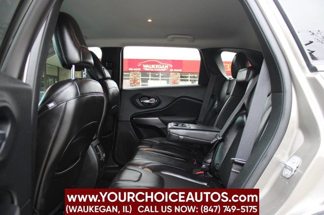 2019 Jeep Cherokee Latitude Plus 4x4 - 22833086 - 13