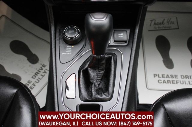 2019 Jeep Cherokee Latitude Plus 4x4 - 22833086 - 20