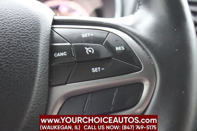 2019 Jeep Cherokee Latitude Plus 4x4 - 22833086 - 24