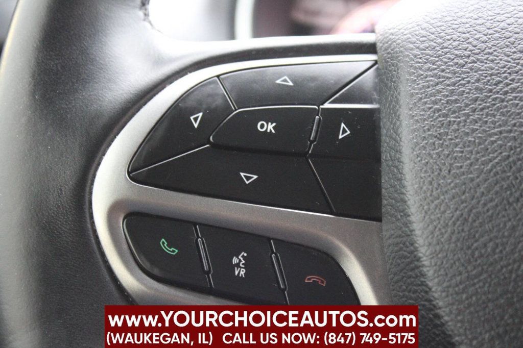 2019 Jeep Cherokee Latitude Plus 4x4 - 22833086 - 25