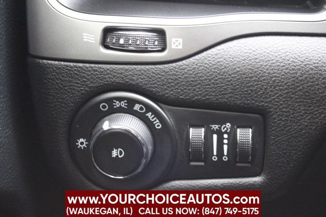 2019 Jeep Cherokee Latitude Plus 4x4 - 22833086 - 28