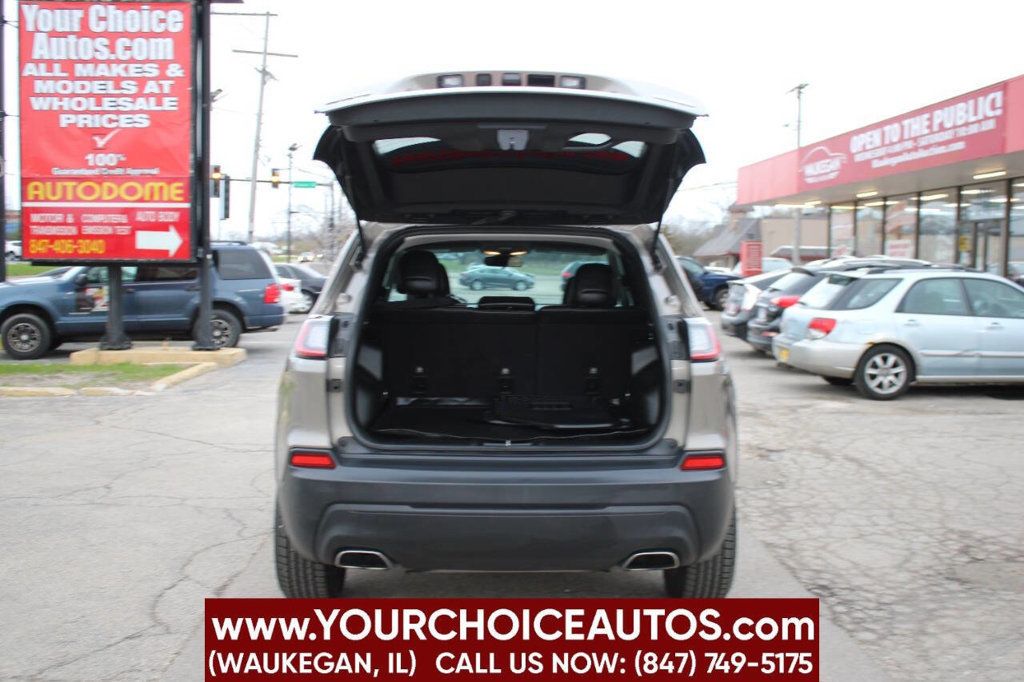 2019 Jeep Cherokee Latitude Plus 4x4 - 22833086 - 30
