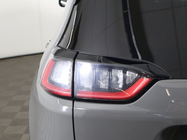 2019 Jeep Cherokee Latitude Plus 4x4 - 22941056 - 11