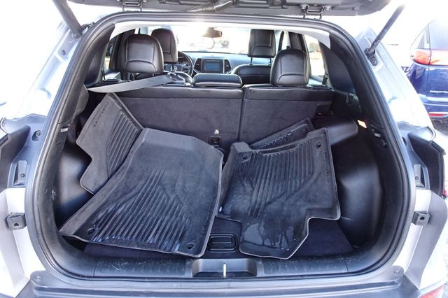 2019 Jeep Cherokee Latitude Plus 4x4 - 22955780 - 14