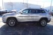 2019 Jeep Cherokee Latitude Plus 4x4 - 22955780 - 4