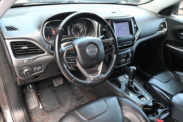 2019 Jeep Cherokee Latitude Plus FWD - 23033455 - 6