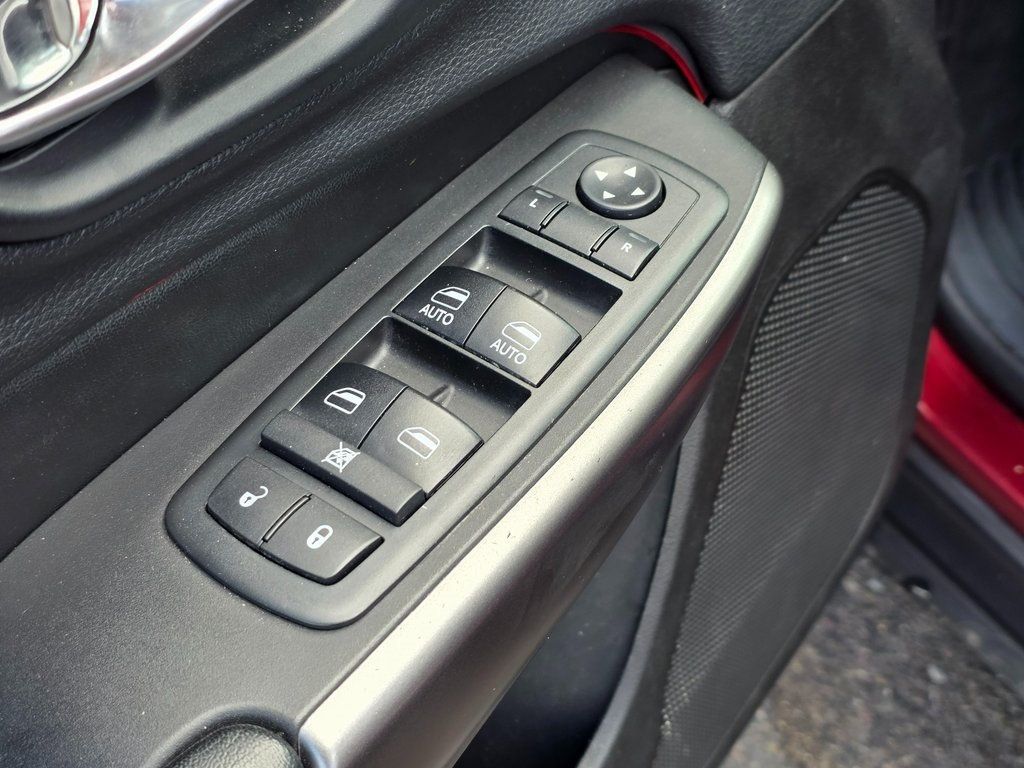 2019 Jeep Cherokee Latitude Plus FWD - 22929686 - 16
