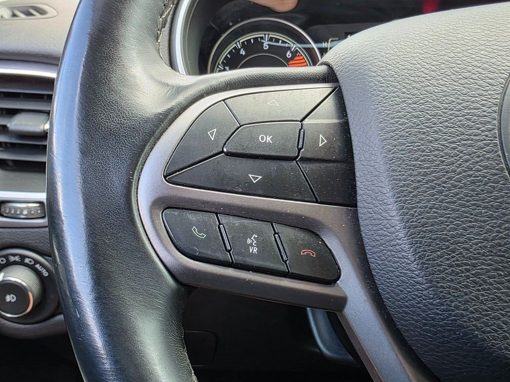 2019 Jeep Cherokee Latitude Plus FWD - 22929686 - 19