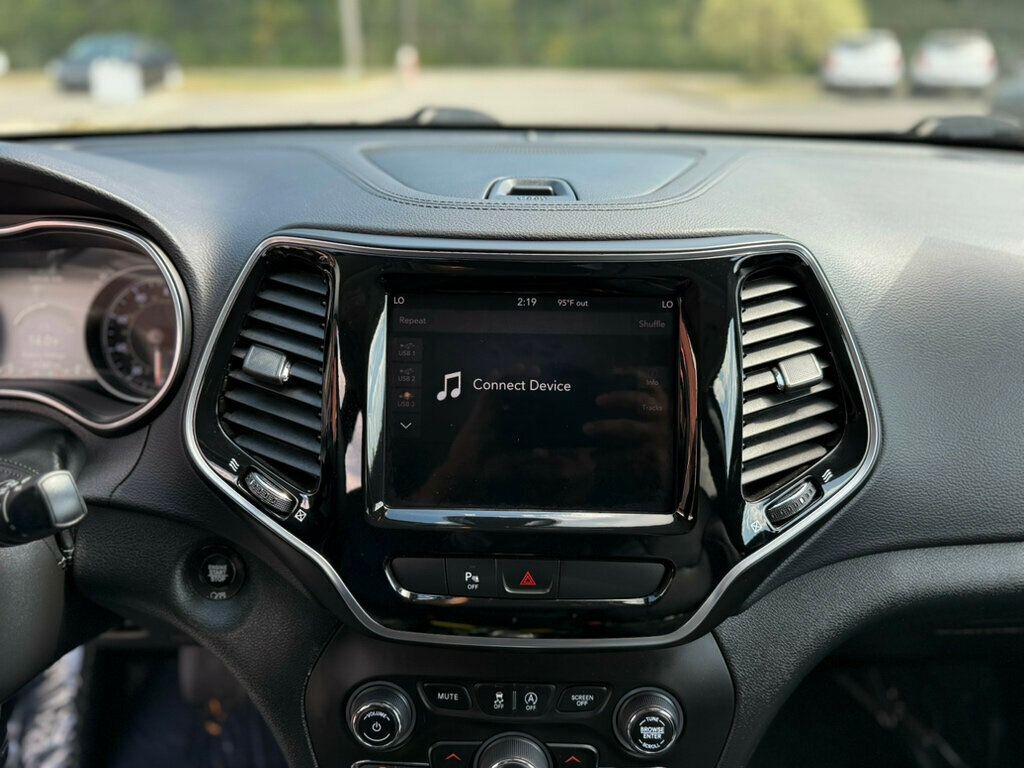 2019 Jeep Cherokee Limited photo 14