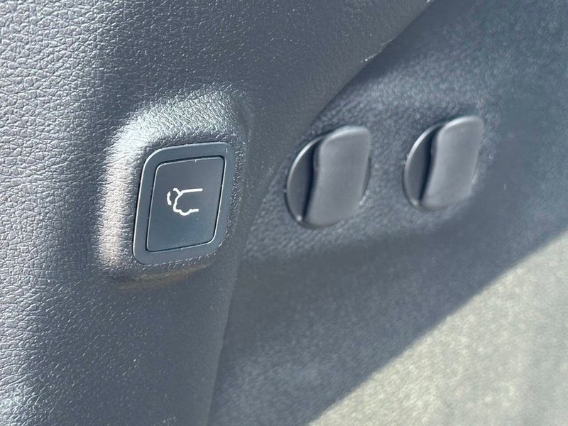 2019 Jeep Cherokee Limited 4x4 - 22901082 - 23