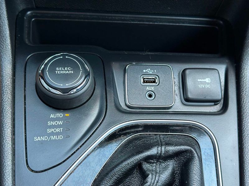 2019 Jeep Cherokee Limited 4x4 - 22901082 - 39