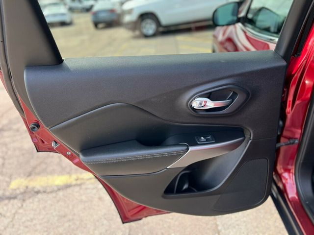 2019 Jeep Cherokee Limited 4x4 - 23005125 - 14