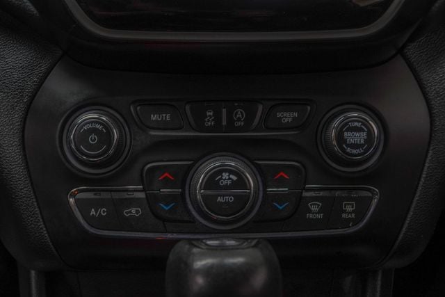 2019 Jeep Cherokee Limited 4x4 - 23014893 - 26