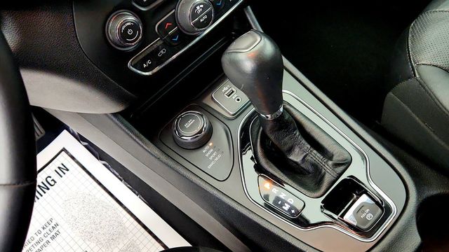 2019 Jeep Cherokee Limited 4x4 - 23099924 - 15