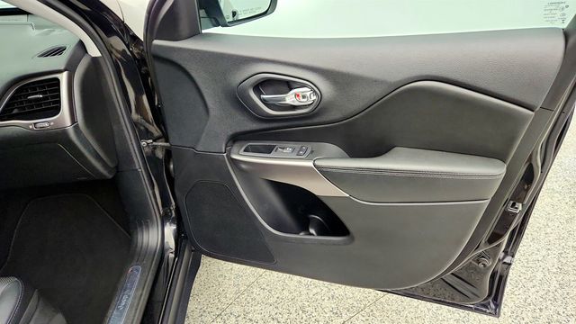 2019 Jeep Cherokee Limited 4x4 - 23029880 - 25