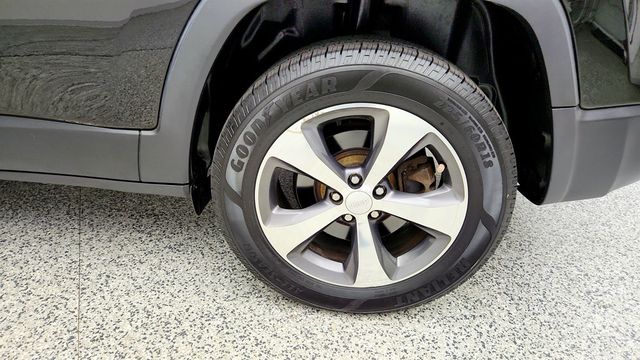 2019 Jeep Cherokee Limited 4x4 - 23029880 - 8
