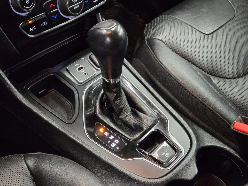 2019 Jeep Cherokee Limited FWD - 22913539 - 18