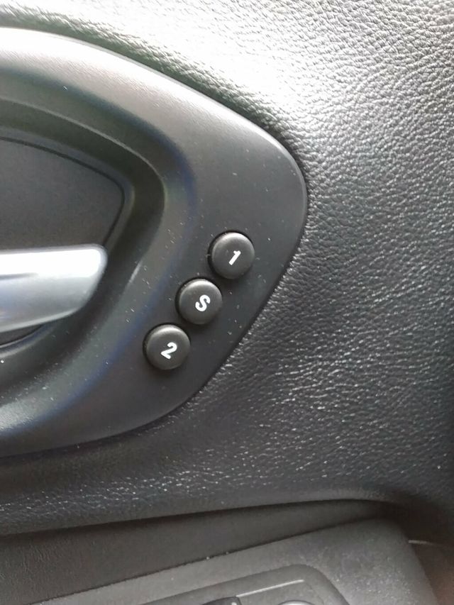 2019 Jeep Cherokee Limited FWD - 22998049 - 26