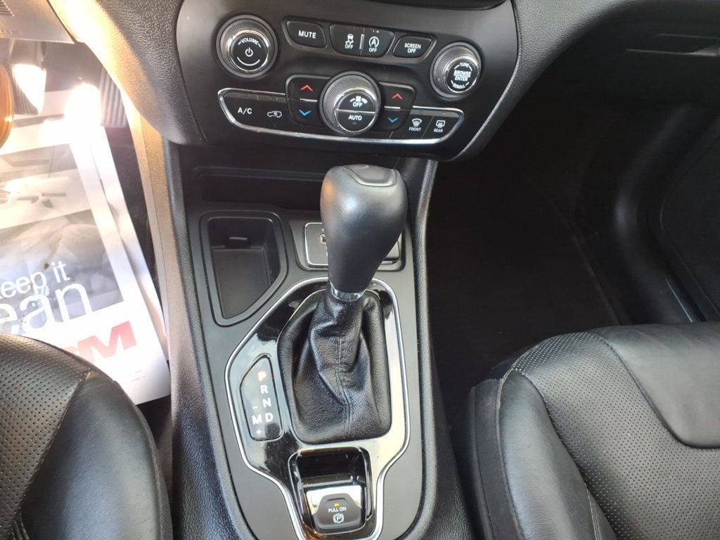 2019 Jeep Cherokee Limited FWD - 22989164 - 13