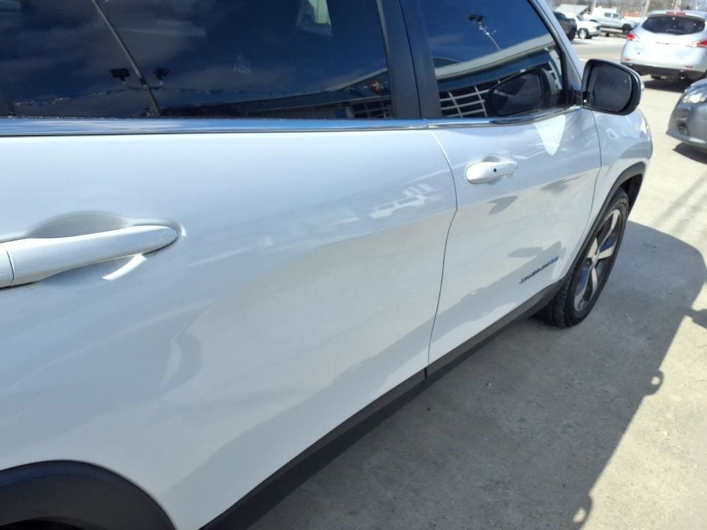 2019 Jeep Cherokee Limited FWD - 22989164 - 18