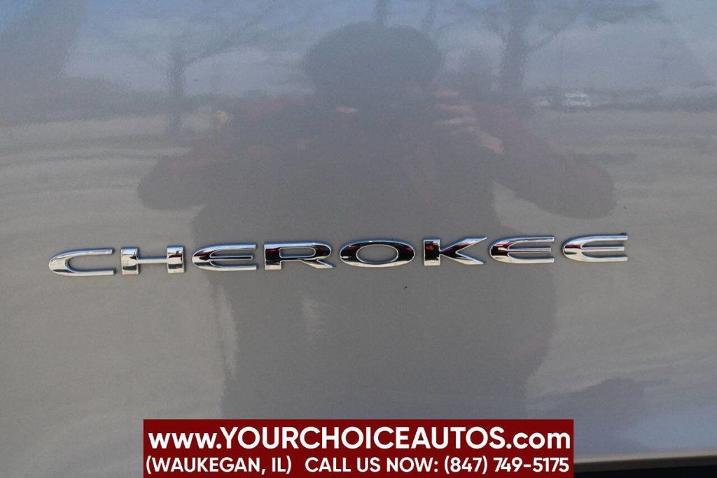 2019 Jeep Cherokee Limited FWD - 22846647 - 19