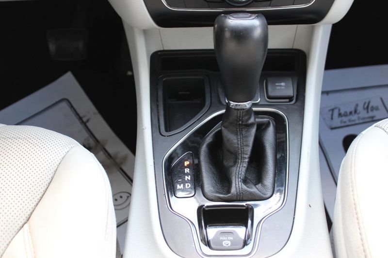 2019 Jeep Cherokee Limited FWD - 22915527 - 25