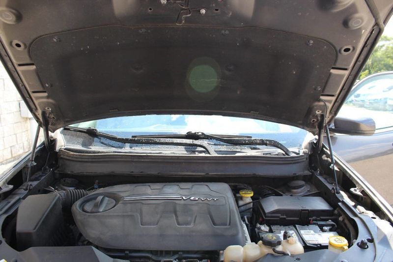2019 Jeep Cherokee Limited FWD - 22915527 - 8