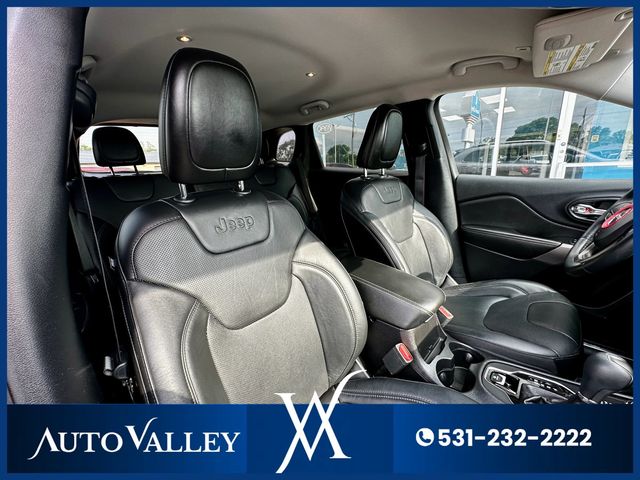 2019 Jeep Cherokee Limited Sport Utility 4D - 22938985 - 16