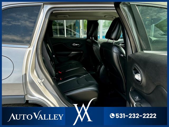 2019 Jeep Cherokee Limited Sport Utility 4D - 22938985 - 23