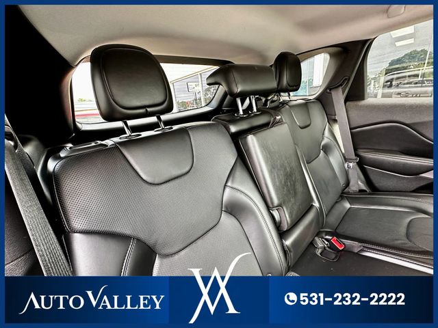 2019 Jeep Cherokee Limited Sport Utility 4D - 22938985 - 24