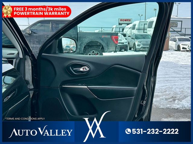 2019 Jeep Cherokee Limited Sport Utility 4D - 22956871 - 16