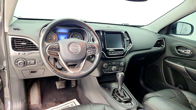 2019 Jeep Cherokee Limited with Power Sunroof and Technology Package - 22974032 - 12