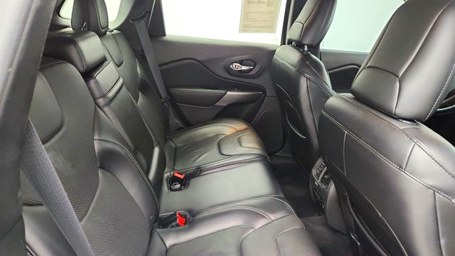 2019 Jeep Cherokee Limited with Power Sunroof and Technology Package - 22974032 - 23