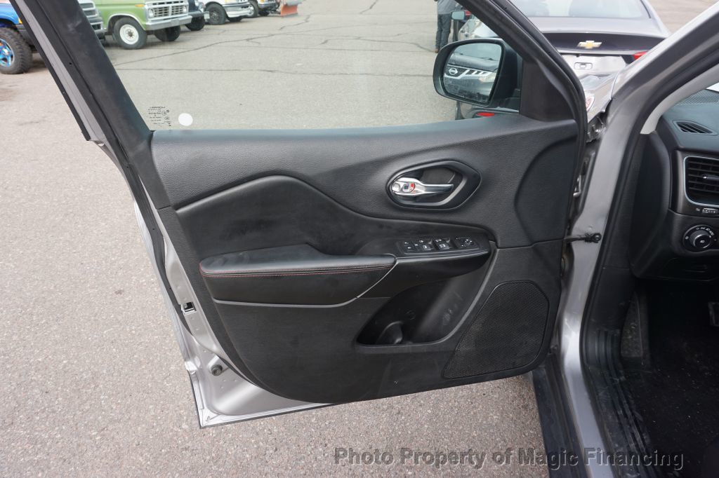 2019 Jeep Cherokee TRAILHAWK - 22961942 - 8