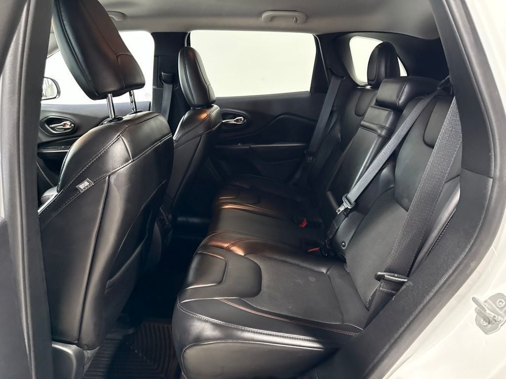 2019 Jeep Cherokee Trailhawk - 23041063 - 27