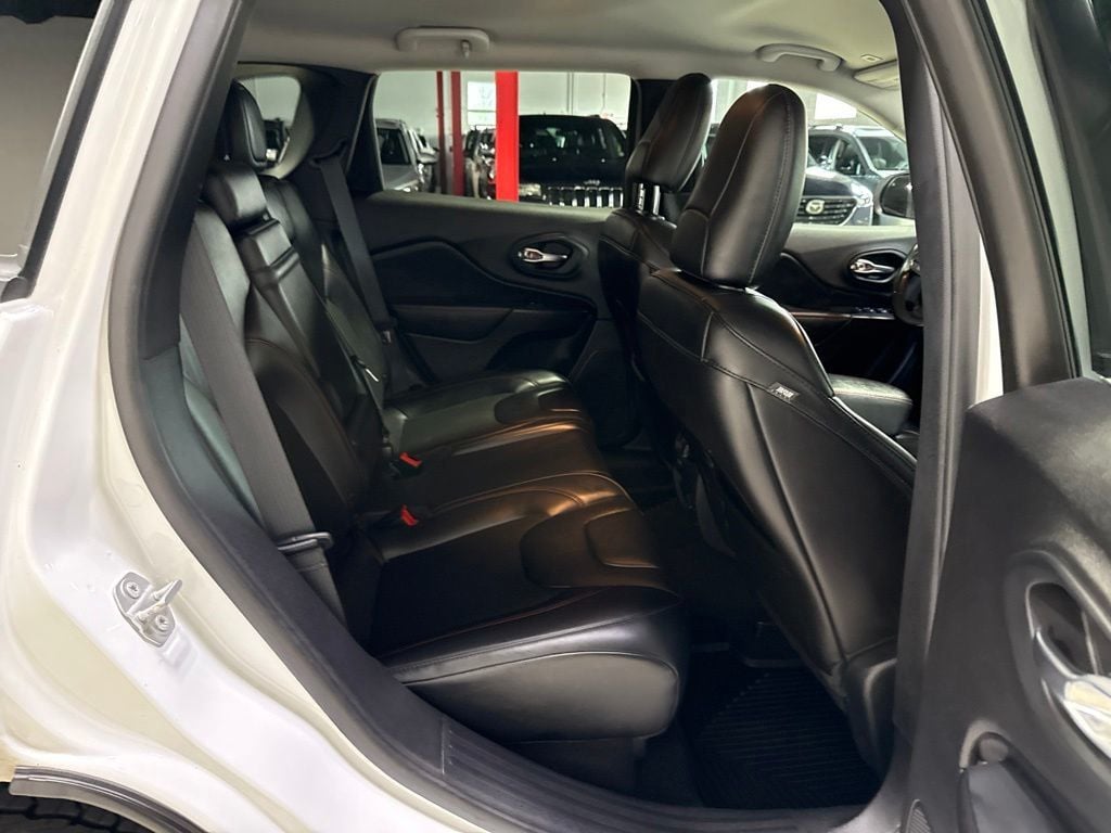 2019 Jeep Cherokee Trailhawk - 23041063 - 32
