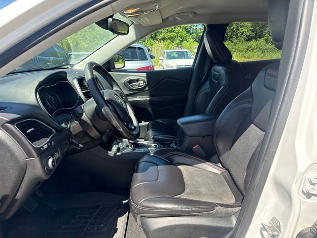 2019 Jeep Cherokee Trailhawk - 23041063 - 7