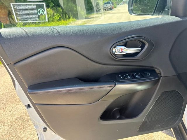 2019 Jeep Cherokee Trailhawk - 23041063 - 8