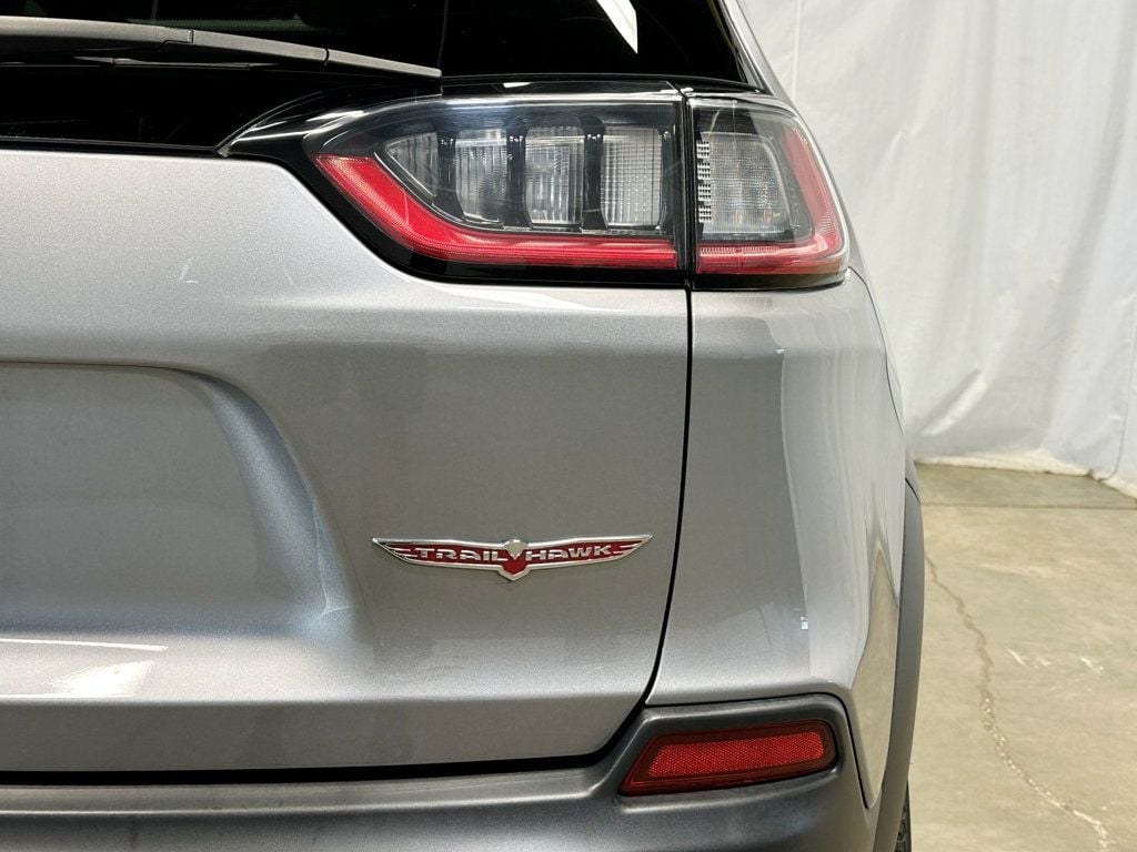 2019 Jeep Cherokee Trailhawk 4x4 - 23060427 - 11
