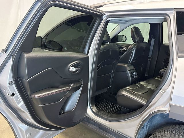 2019 Jeep Cherokee Trailhawk 4x4 - 23060427 - 31
