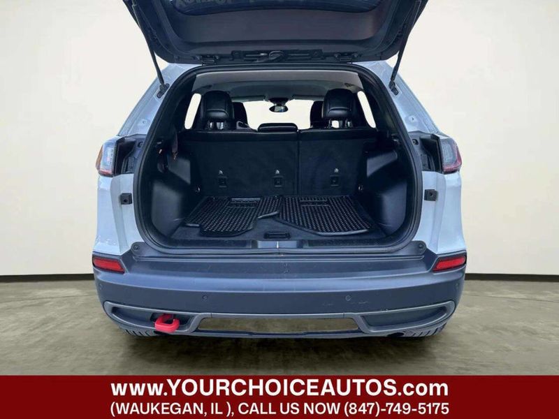 2019 Jeep Cherokee Trailhawk 4x4 4dr SUV - 23054070 - 12