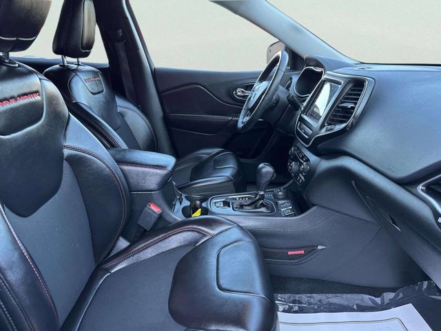 2019 Jeep Cherokee Trailhawk 4x4 4dr SUV - 23054070 - 22