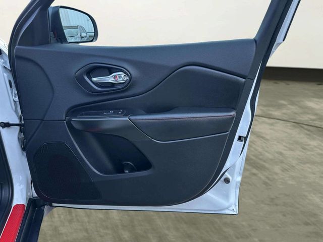 2019 Jeep Cherokee Trailhawk 4x4 4dr SUV - 23054070 - 23