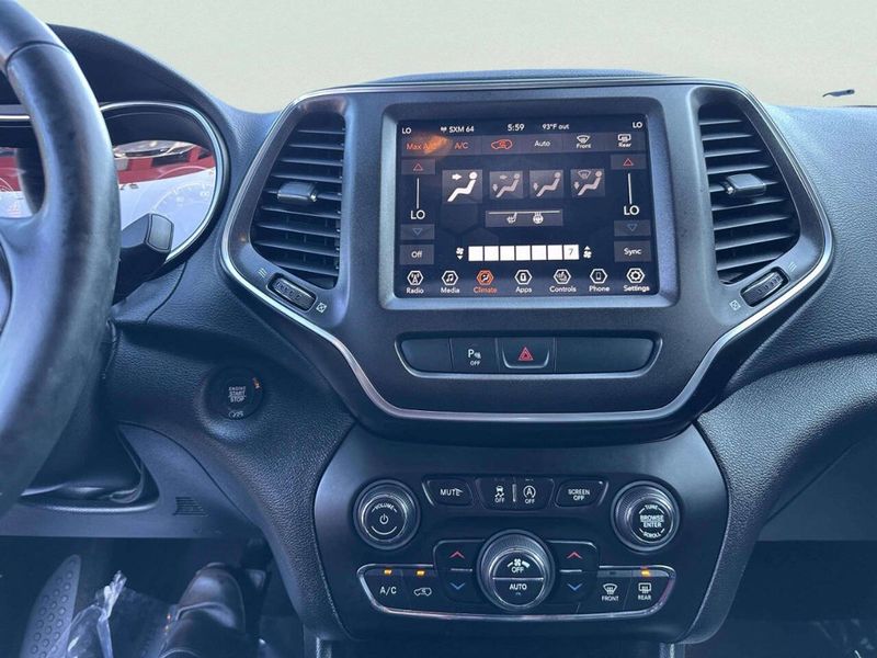 2019 Jeep Cherokee Trailhawk 4x4 4dr SUV - 23054070 - 31