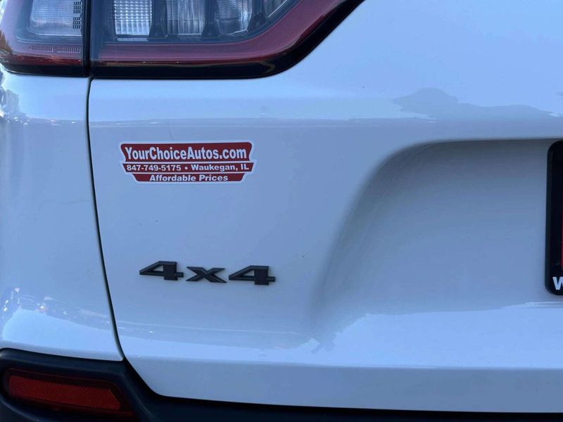 2019 Jeep Cherokee Trailhawk 4x4 4dr SUV - 23054070 - 40