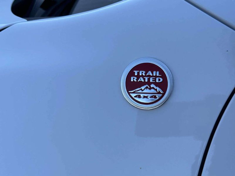 2019 Jeep Cherokee Trailhawk 4x4 4dr SUV - 23054070 - 42