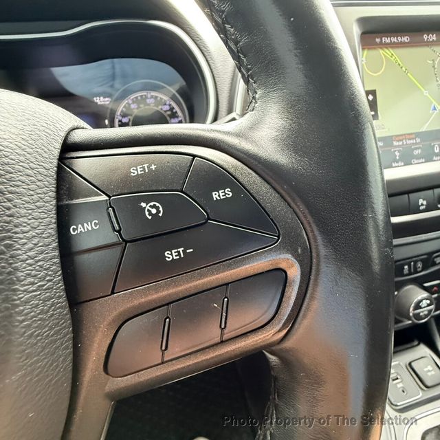 2019 Jeep Cherokee TRAILHAWK 4X4 W/COLD WEATHER GROUP, COMFORT & CONVENIENCE PKG - 22980093 - 28