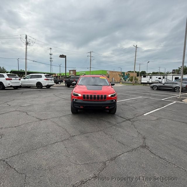 2019 Jeep Cherokee TRAILHAWK 4X4 W/COLD WEATHER GROUP, COMFORT & CONVENIENCE PKG - 22980093 - 3