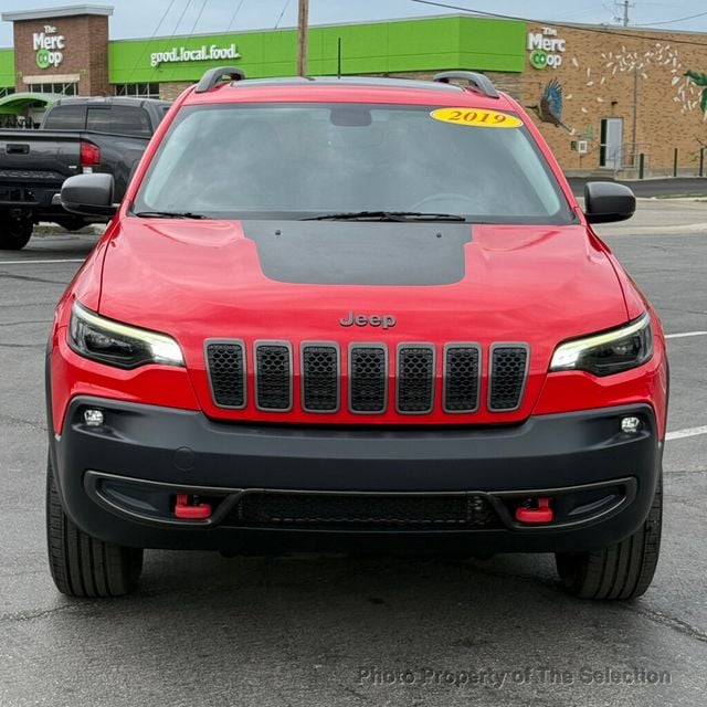 2019 Jeep Cherokee TRAILHAWK 4X4 W/COLD WEATHER GROUP, COMFORT & CONVENIENCE PKG - 22980093 - 4
