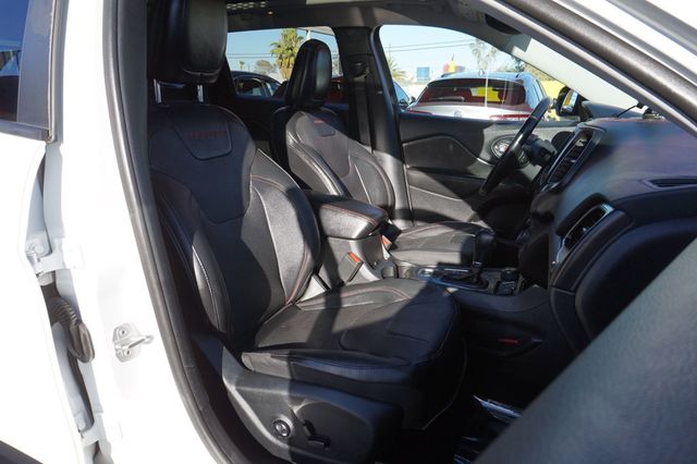 2019 Jeep Cherokee TRAILHAWK ELITE, 4X4, LIFTED, NEW ALL TERRAIN TIRES, LADDER RACK - 23081554 - 21
